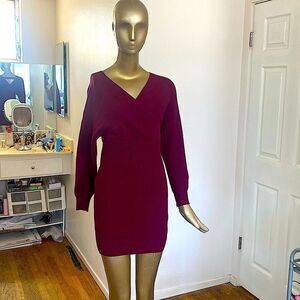 Burgundy Dolman sleeve knit, body dress size small. NWOT